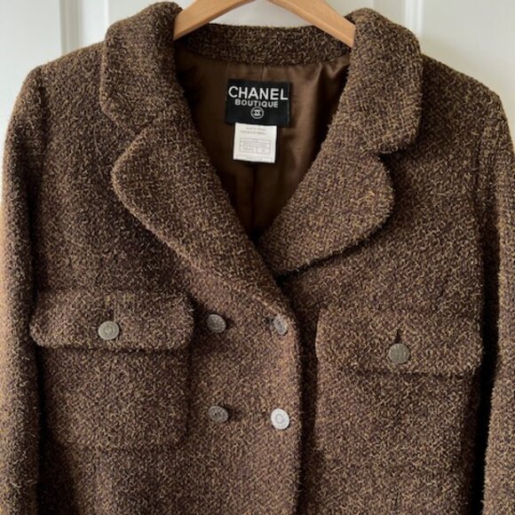 CHANEL Stunning Chocolate Brown Bouclé Jacket - Picture 1 of 9